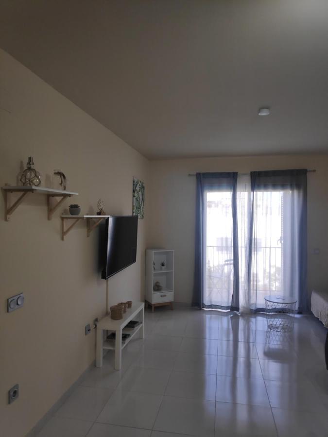 Residencial Delta Garden'S Apartment Sant Jaume d'Enveja Exterior photo